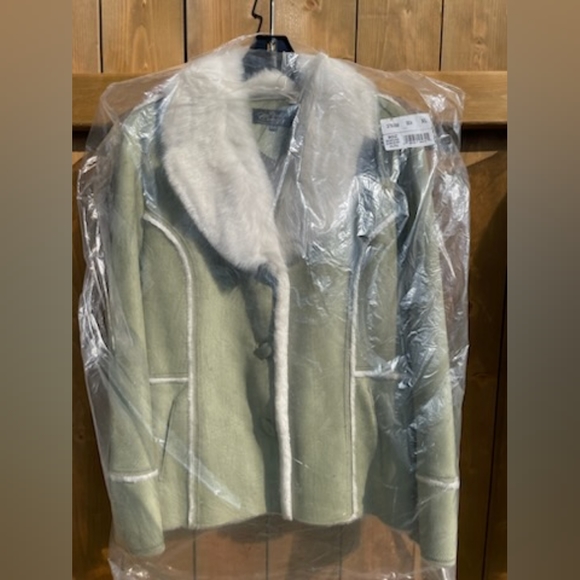 Brand new beautiful Coat Couture  sage green faux sheepskin fall jacket.⁸ - Picture 6 of 6